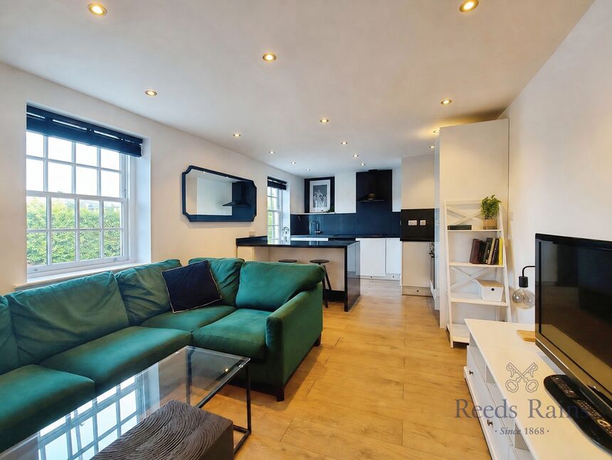 Lounge / diner / Kitchen