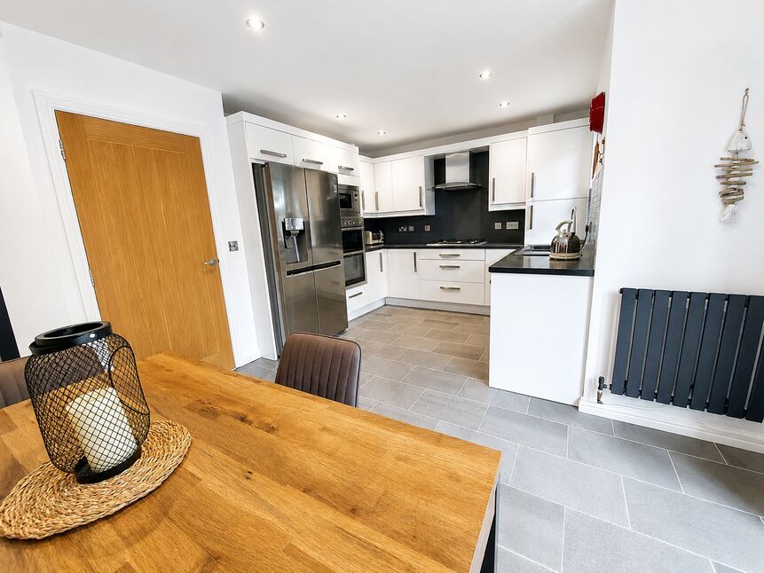 Kitchen / breakfast room