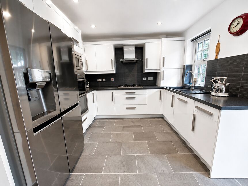Kitchen / breakfast room