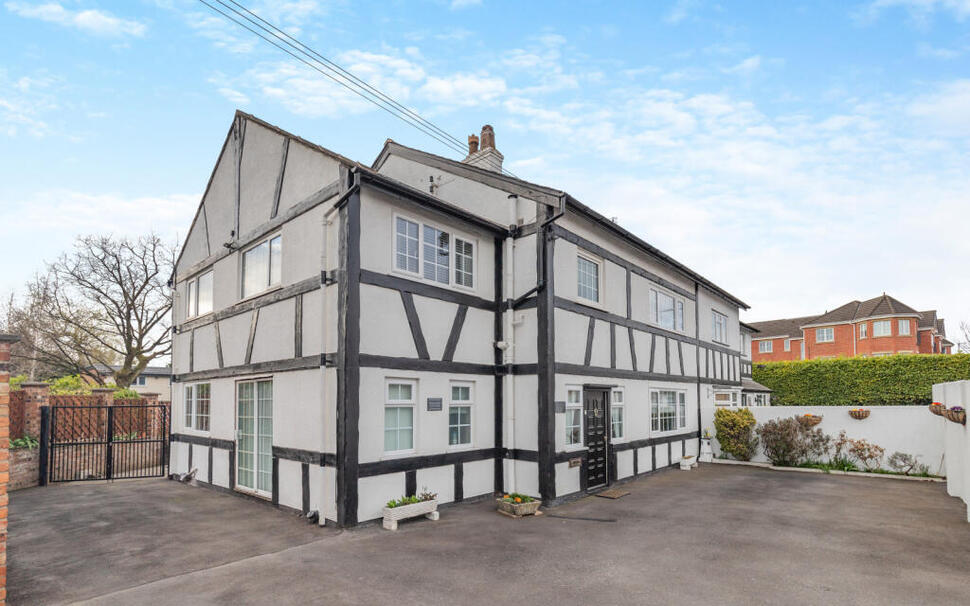 Main image of 1 bedroom Semi Detached Property to rent, Wilmslow Road, Handforth, Cheshire, SK9