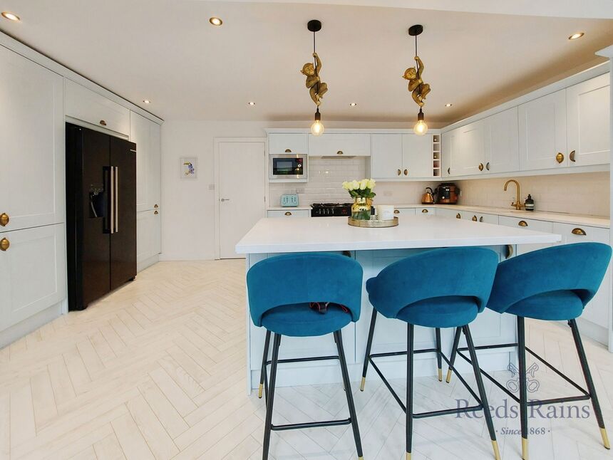 Kitchen / Diner / Living area