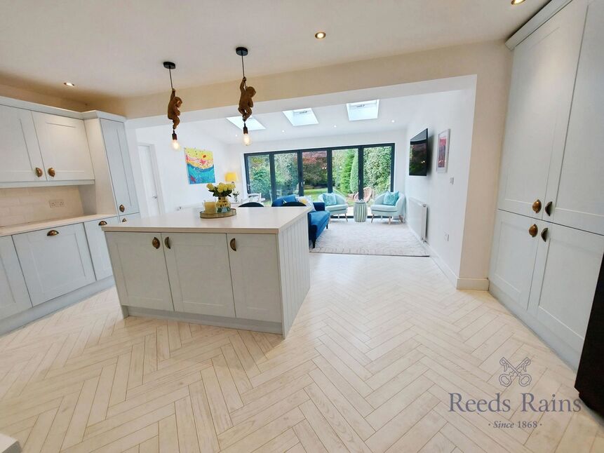 Kitchen / Diner / Living area