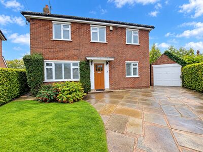 Chesham Close, 3 bedroom Detached House for sale, &pound;795,000