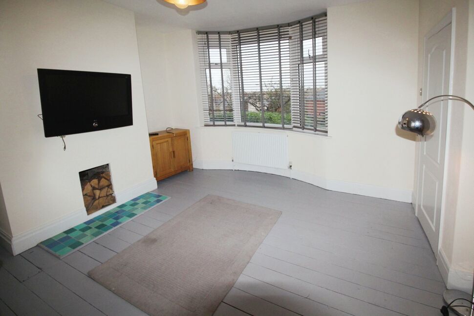 3 bedroom Semi Detached House to rent, Lees Hall Road, Sheffield, S8