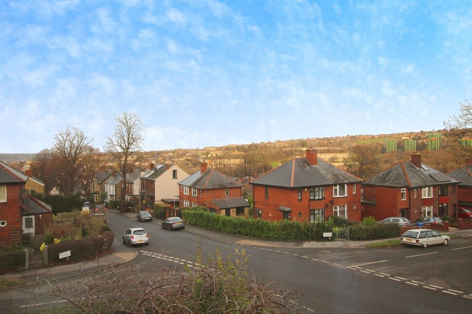 3 bedroom Semi Detached House to rent, Lees Hall Road, Sheffield, S8