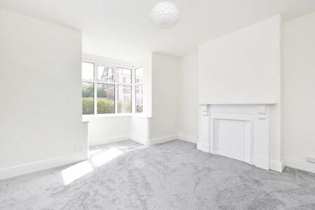 St. Aidans Road, 1 bedroom  Flat to rent, £695 pcm
