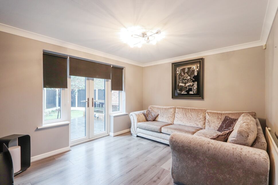 3 bedroom Semi Detached House for sale, New School Road, Mosborough