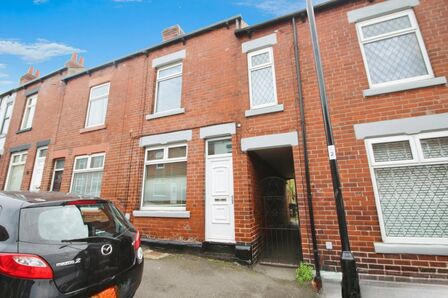 Helmton Road, 3 bedroom Mid Terrace House to rent, £950 pcm