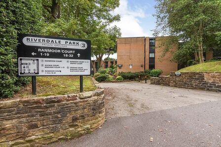Graham Road, 3 bedroom  Flat for sale, £190,000