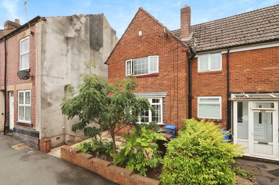 Main image of 2 bedroom End Terrace House for sale, Woodseats Road, Sheffield, South Yorkshire, S8