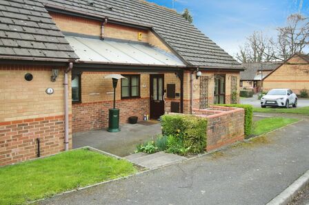 Brookview Court, 1 bedroom Semi Detached Bungalow for sale, £165,000