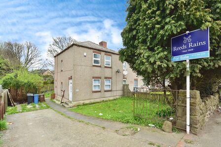 2 bedroom End Terrace House for sale