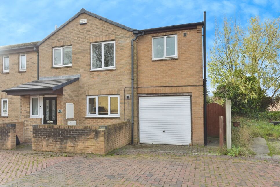 Main image of 3 bedroom Semi Detached House for sale, Sturge Croft, Sheffield, South Yorkshire, S2