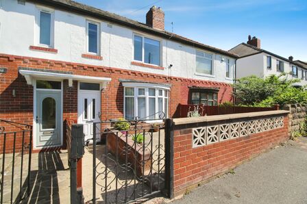 East Road, 2 bedroom Mid Terrace House for sale, £170,000