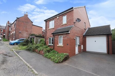 Osmaston Road, 3 bedroom Detached House to rent, £1,300 pcm