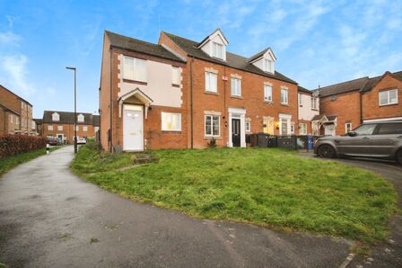 Gleadless Rise, 2 bedroom End Terrace House to rent, £850 pcm