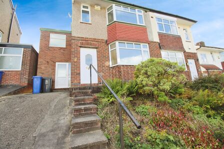 Fraser Road, 4 bedroom Semi Detached House to rent, £1,200 pcm