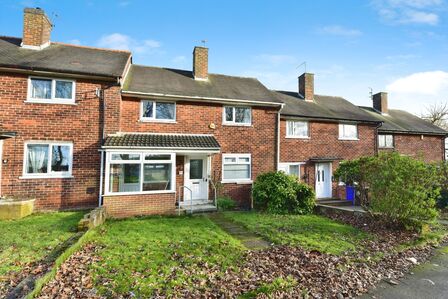 3 bedroom Mid Terrace House for sale