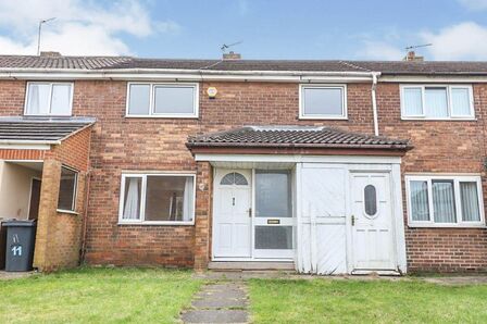 Ironside Close, 3 bedroom Mid Terrace House to rent, £800 pcm
