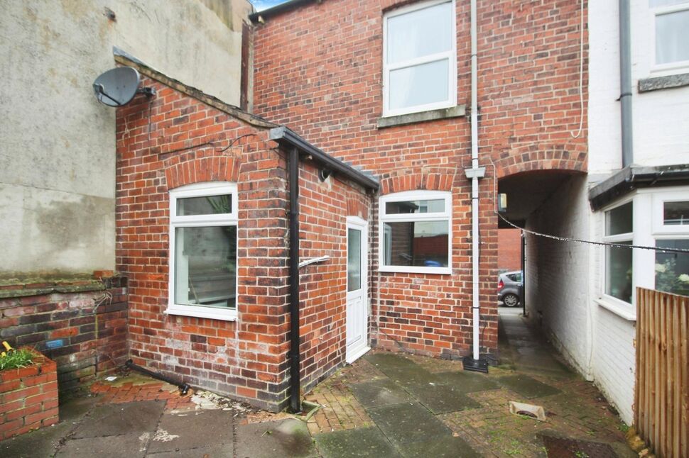 Main image of 3 bedroom Mid Terrace House to rent, Helmton Road, Sheffield, S8