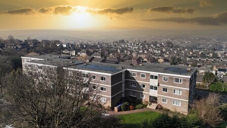 2 bedroom Flat for sale