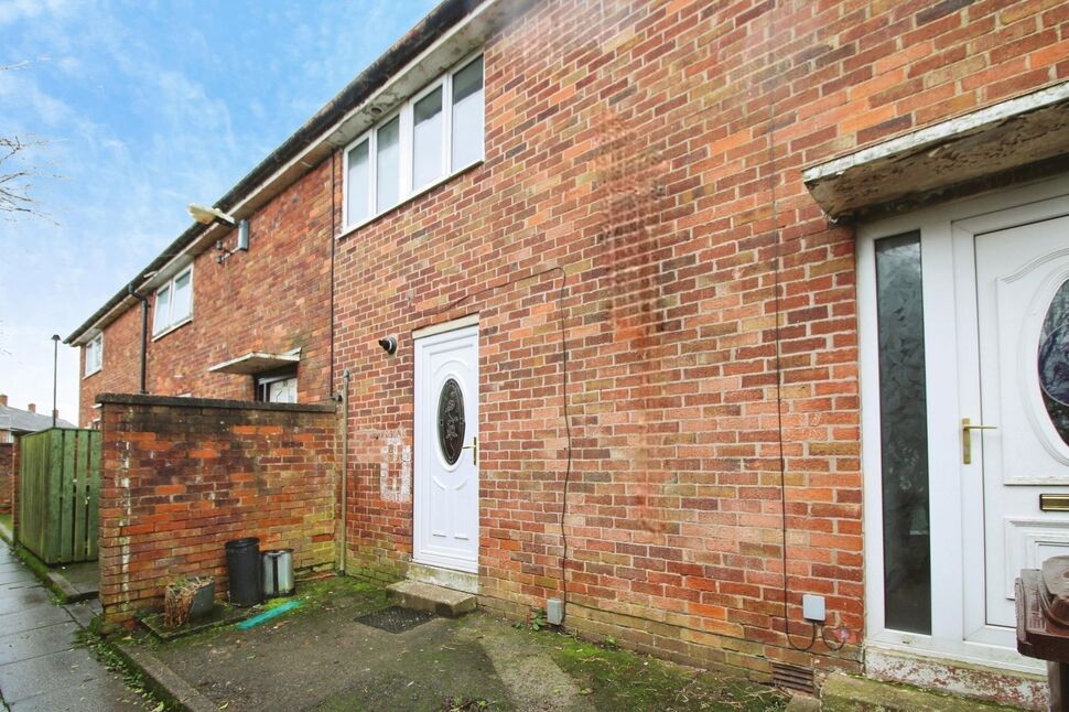 Main image of 3 bedroom Mid Terrace House for sale, Morland Road, Sheffield, S14