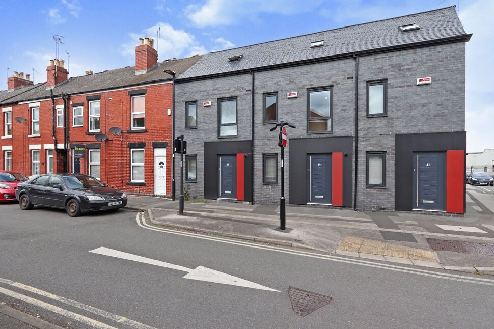 Main image of 3 bedroom Mid Terrace House to rent, Langdale Road, Sheffield, S8