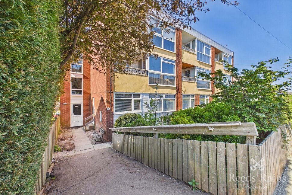 Main image of 2 bedroom Flat for sale, Harvey Clough Road, Sheffield, S8