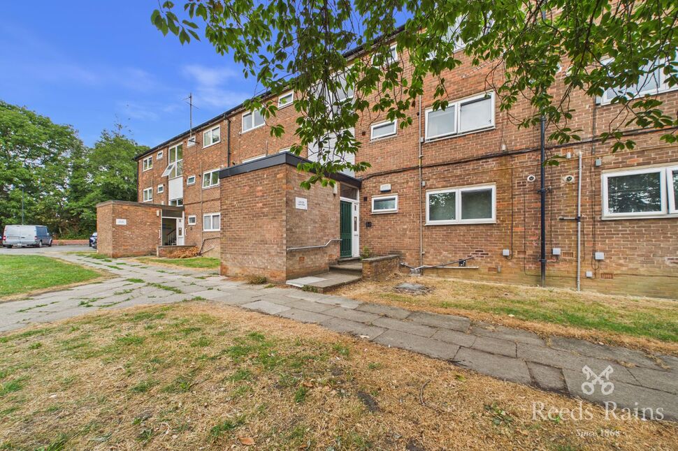 Main image of 1 bedroom Flat for sale, Lupton Walk, Sheffield, S8