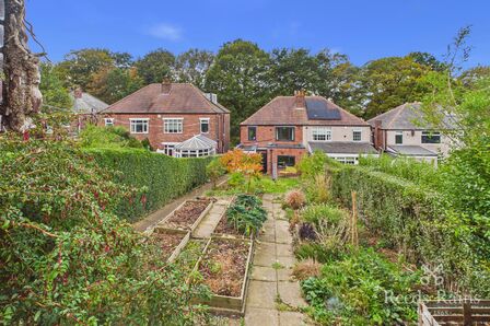 Norfolk Park Avenue, 3 bedroom Semi Detached House for sale, &pound;350,000