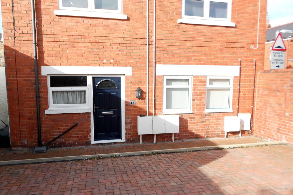 Main image of 2 bedroom Flat to rent, Princes Road, Rhosllanerchrugog, Clwyd, LL14