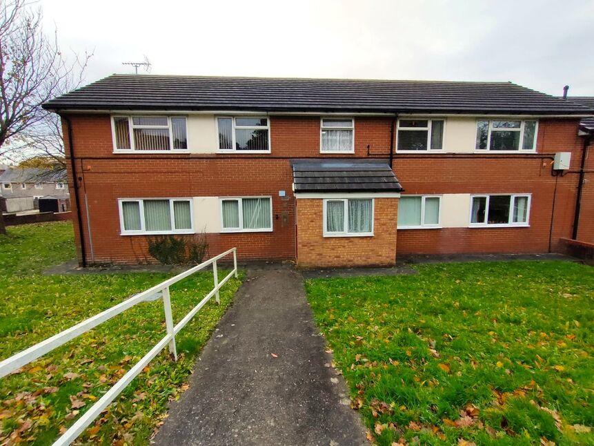 Main image of 1 bedroom Flat for sale, Edwards Avenue, Brymbo, Wrexham, LL11