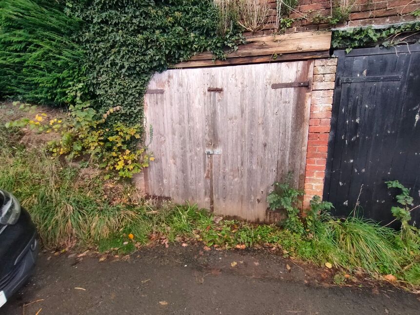 3 bedroom Semi Detached House for sale, Tower Road, Llangollen, LL20 £380,000