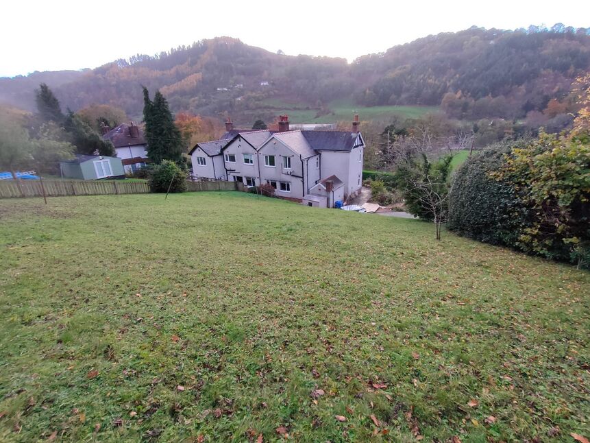 3 bedroom Semi Detached House for sale, Tower Road, Llangollen, LL20 £425,000