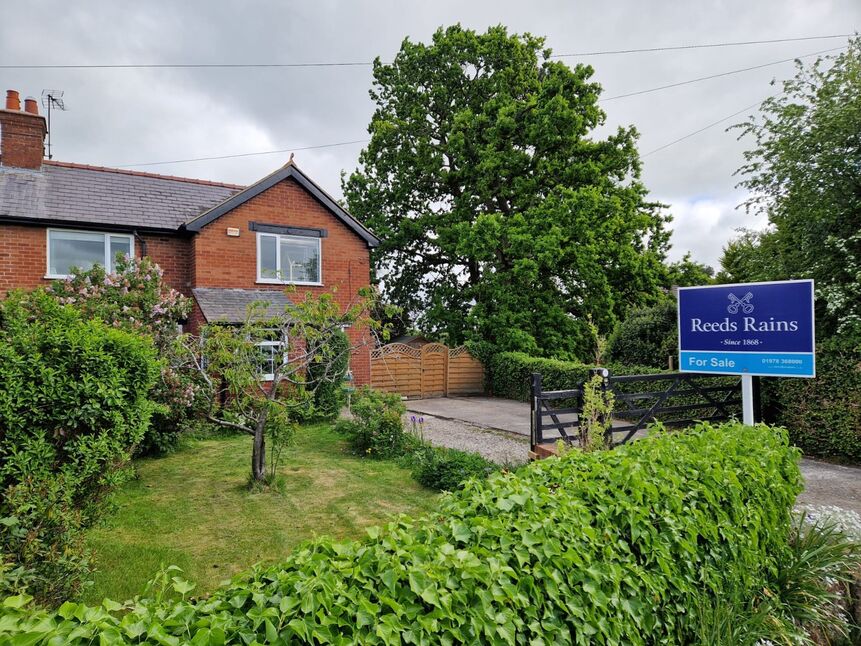 Main image of 2 bedroom Semi Detached House for sale, The Ridgeway, Marchwiel, Wrexham, LL13