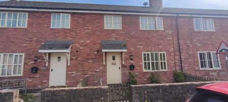 Worthenbury, 2 bedroom Mid Terrace House for sale, £195,000