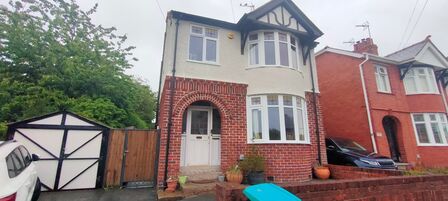 Detached House for sale
