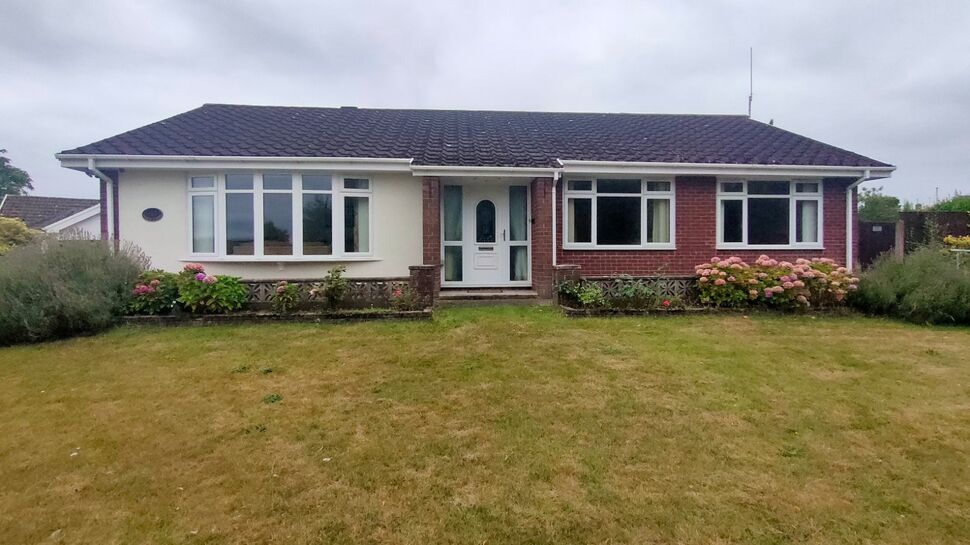Main image of 4 bedroom Detached Bungalow for sale, Ffordd Tudno, Wrexham, LL12