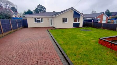 Willow Court, 4 bedroom Detached Bungalow to rent, &pound;1,395 pcm