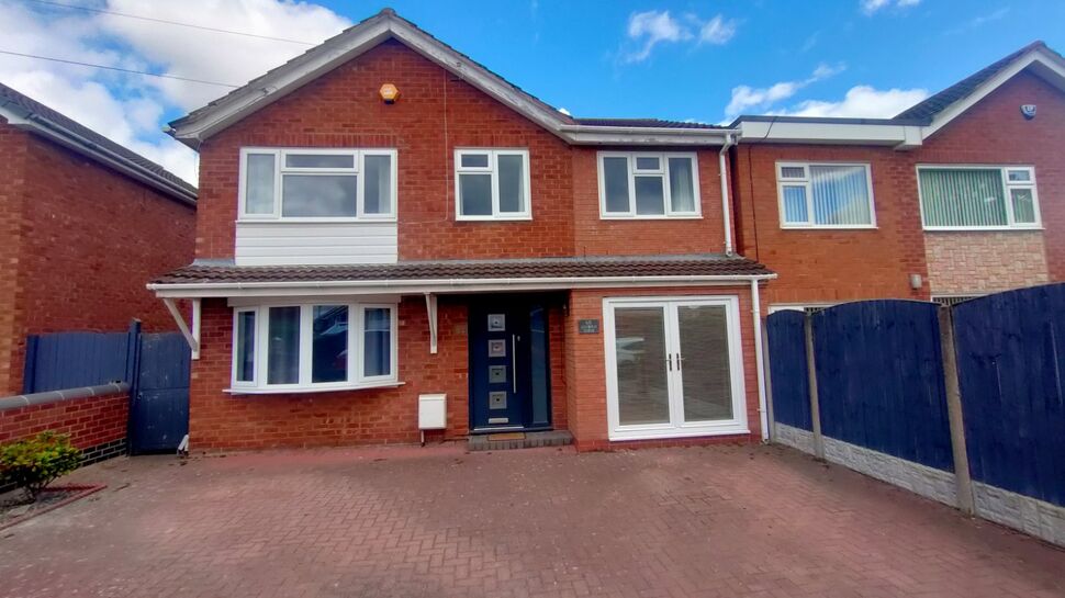 Main image of 4 bedroom Detached House for sale, Denbigh Close, Wrexham, LL12