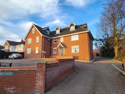 2 bedroom  Flat to rent