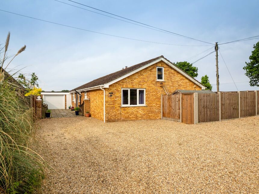 Main image of 4 bedroom Detached Bungalow to rent, Thorn Road, Catfield, Norfolk, NR29