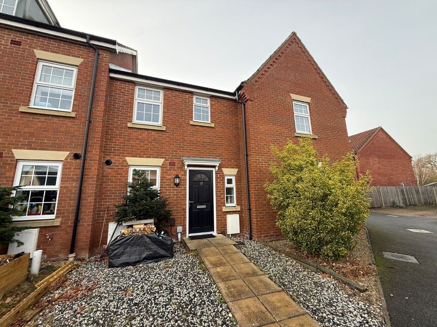 Main image of 2 bedroom Mid Terrace House to rent, Old Oak Close, Wymondham, Norfolk, NR18