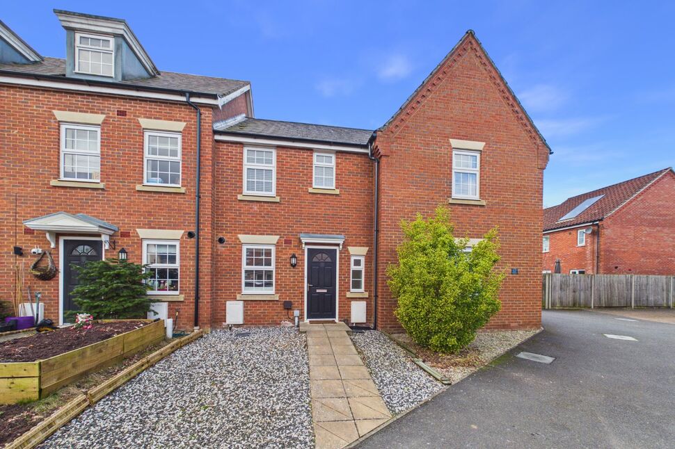 2 bedroom Mid Terrace House to rent, Wymondham, Norfolk, NR18