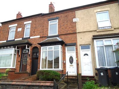 2 bedroom Mid Terrace House to rent