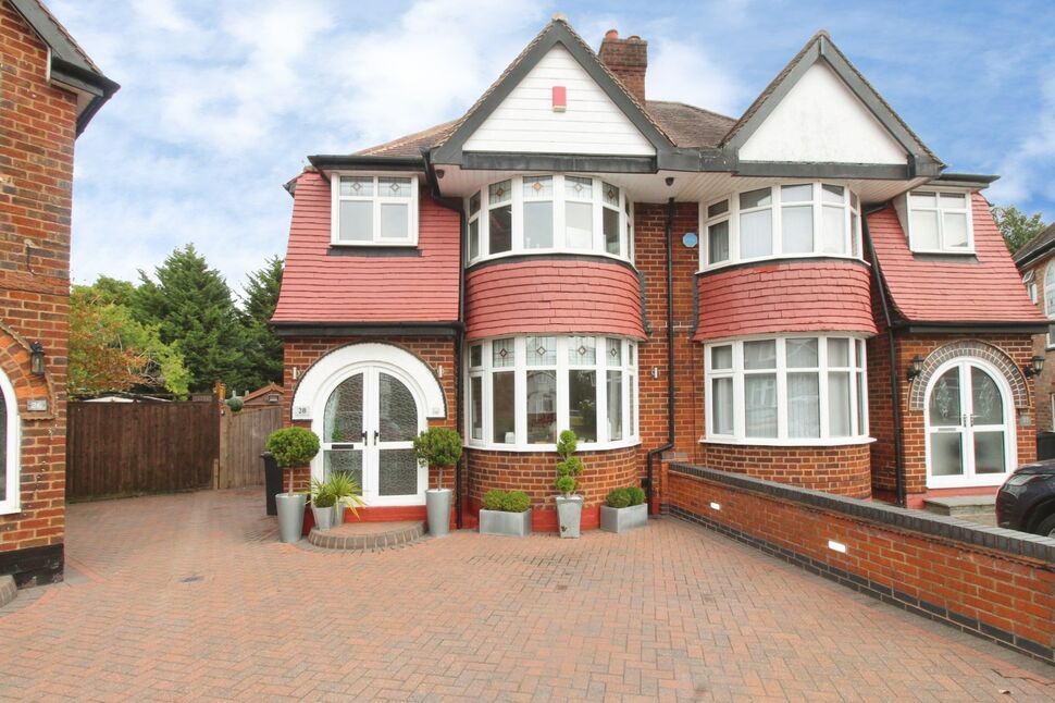 Main image of 3 bedroom Semi Detached House for sale, Charminster Avenue, Birmingham, West Midlands, B25