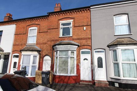 3 bedroom Mid Terrace House for sale