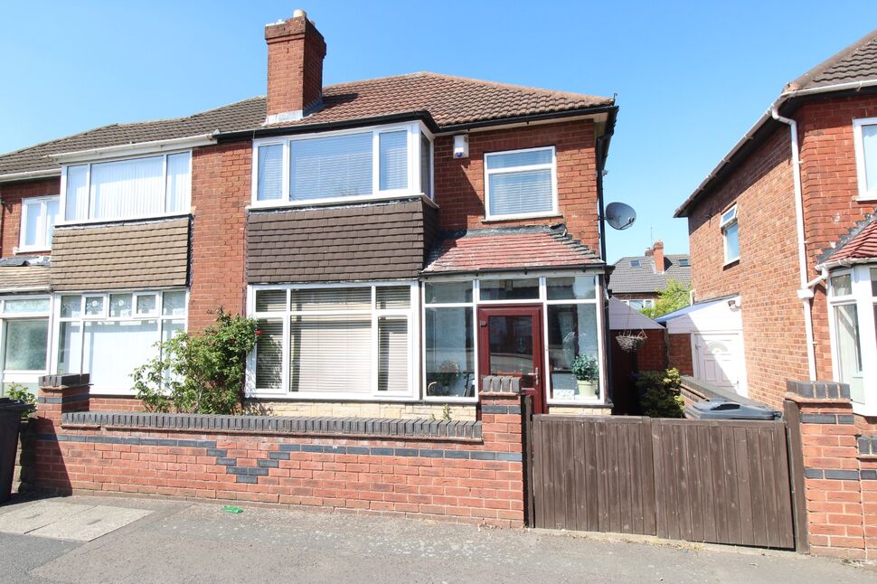 3 bedroom Semi Detached House for sale