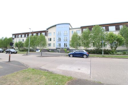 2 bedroom  Flat for sale