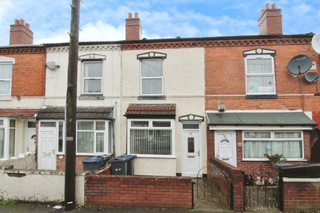 2 bedroom Mid Terrace House for sale